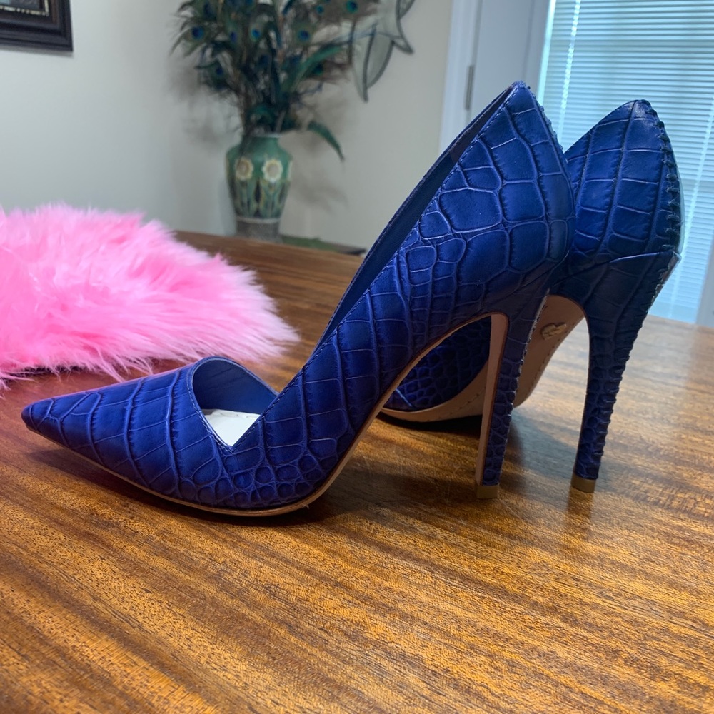 NWOT Alice and Olivia heels - Picture 3 of 8